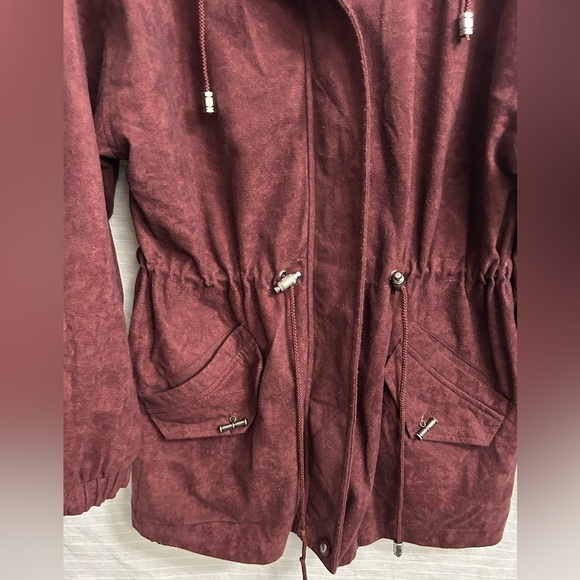 CS Signature Jacket Womens Burgundy Reversible Full Zip Velvet/Windbreaker Sz S - Picture 3 of 8